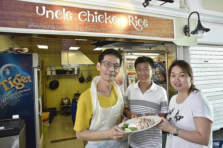 42,800 - that was his late father's favourite number. So after much contemplation in 2014, that was the price Mr Niven Leong (left) put on the recipe of Sin Kee Famous Chicken Rice which his father, Mr Leong Fook Wing, founded in Margaret Drive in th