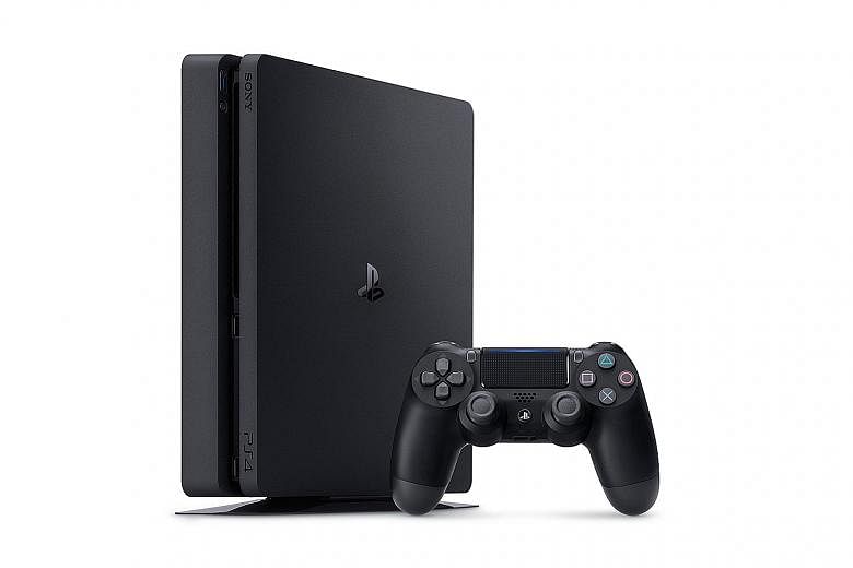 The corners of the PlayStation 4 console are now rounded.