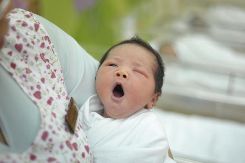 Singapore's population hits 5.61 million in June, with more births