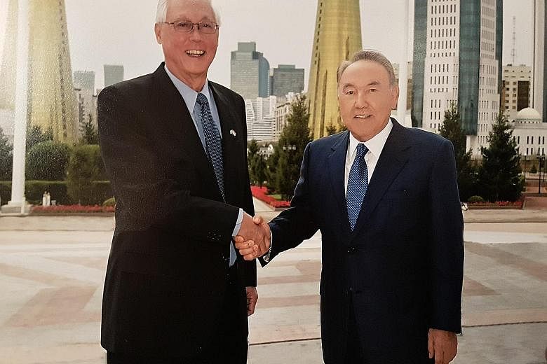ESM Goh with President Nazarbayev on Wednesday. During their meeting, they discussed areas of cooperation between the two countries. Mr Goh also witnessed an MOU signing between the Civil Service College and Kazakhstan's Academy of Public Administrat