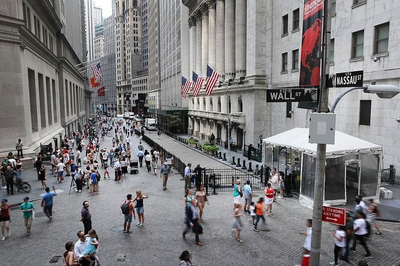 Election uncertainty is likely to drive up volatility on Wall Street as the polls approach, setting off tremors in other markets worldwide, say analysts. In particular, many fear that a Republican victory could have a painful impact on international 