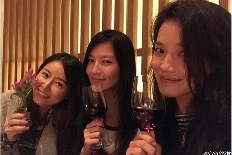 Actress Ruby Lin (far left) with her actress friends, Kelly Lin (centre) and Shu Qi. 