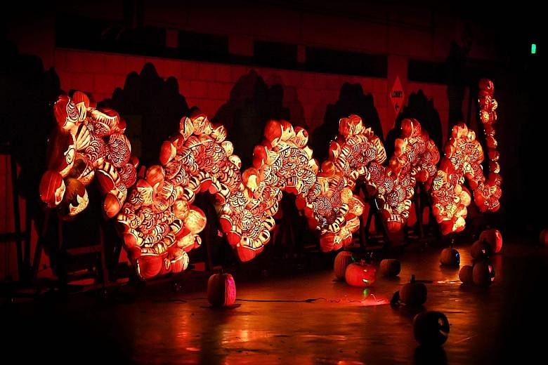 A Chinese dragon made from illuminated pumpkins taking pride of place at the "Rise of the Jack O'Lanterns" show in Los Angeles, California, over the weekend. The four-day show featured thousands of carved pumpkins ahead of Halloween, which is celebra