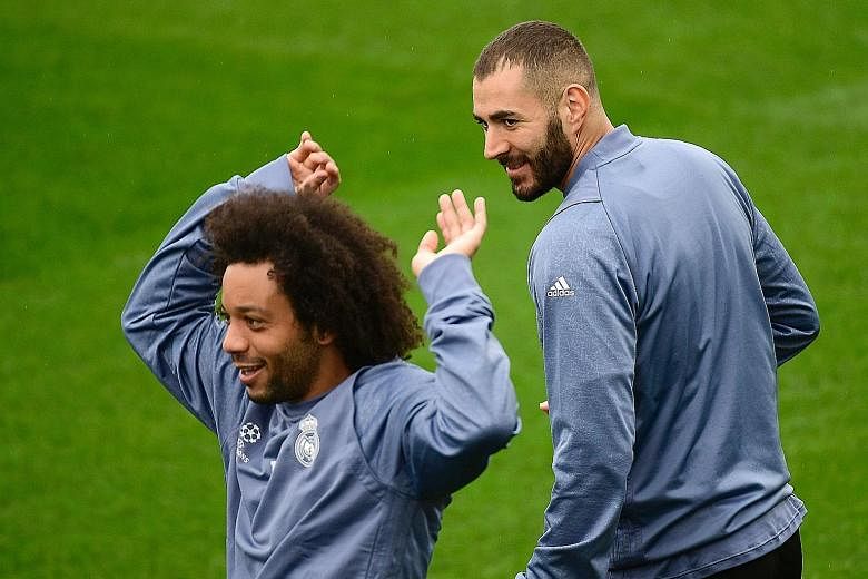 While Karim Benzema (right) has seen his suspension from the national squad lifted, France national coach Didier Deschamps has yet to recall the striker back to his team even after the Euro 2016 tournament.