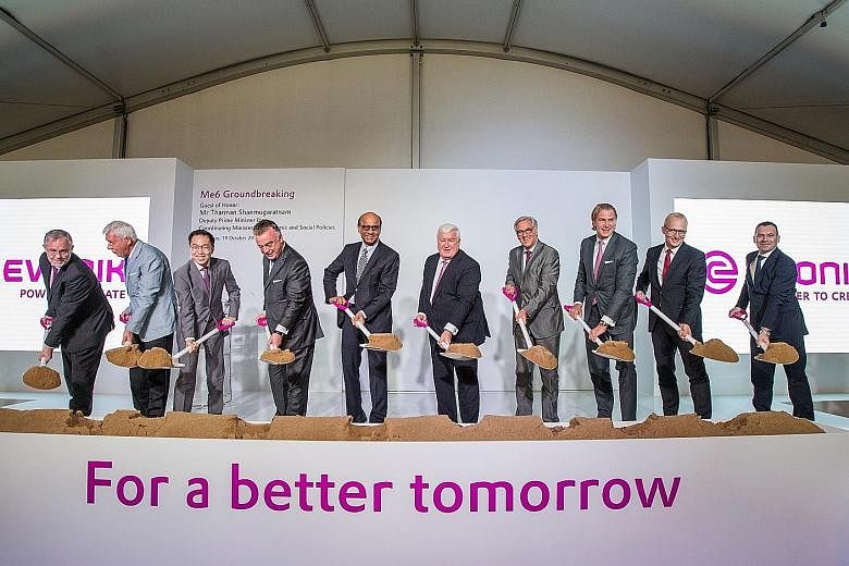 Dr Engel (sixth from left) beside Deputy Prime Minister Tharman Shanmugaratnam at the groundbreaking ceremony of Evonik's new methionine plant. With them are (from left) Evonik's regional president Peter Meinshausen, chairman of the supervisory board