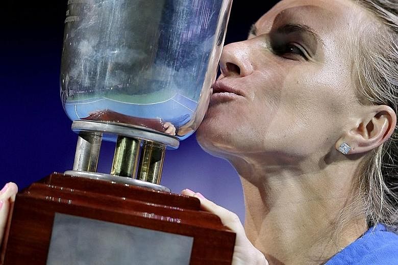 Winning the Kremlin Cup gave Svetlana Kuznetsova a 95-point advantage over Johanna Konta for the final spot at the WTA Finals.