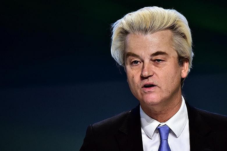 Freedom Party leader Geert Wilders repeated his criticism of Moroccans in a statement read in court.