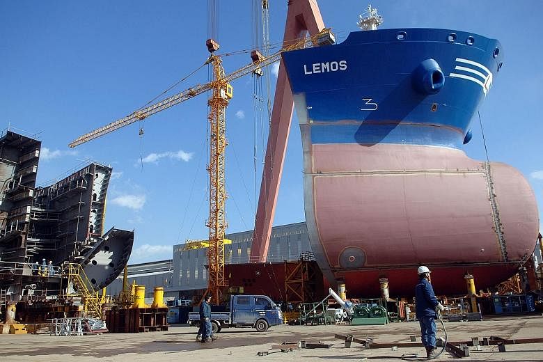 South Korea is home to the world's three biggest shipbuilders, including Hyundai Heavy Industries (right). The government plans to order more than 250 vessels to strengthen the efficiency of shipping firms to the end of the decade.