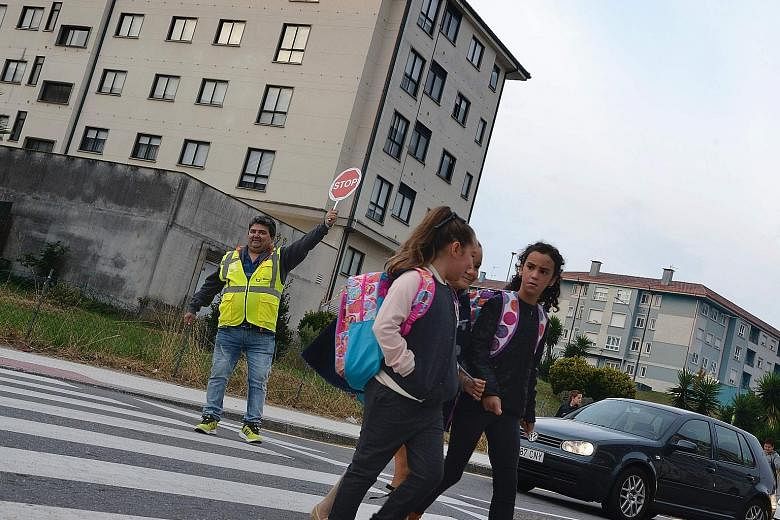 The "Road to School" programme, launched in 2010, has been taken up by seven institutes in the north-western Spanish city of Pontevedra.