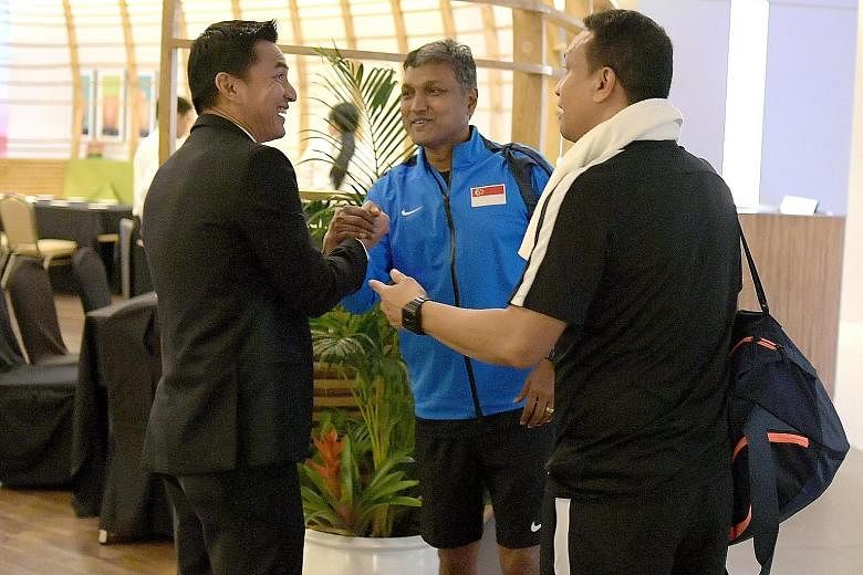 The lobby of Novotel Hotel in Manila was illuminated yesterday by the presence of three of South-east Asia's best strikers turned coaches, all of whom are in town for the Asean Football Federation Suzuki Cup. Thailand's national coach Kiatisuk Senama