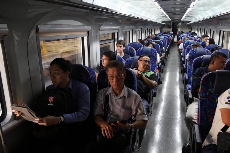 JBWoodlands shuttle train service to stop online and advance ticket