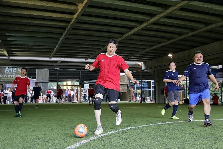 Minister for Education (Schools) and Second Minister for Transport Ng Chee Meng took to the futsal pitch in the name of charity yesterday afternoon. The "Score For A Cause" event held at the Offside Futsal Park @ Thomson Flyover raised a total of $11