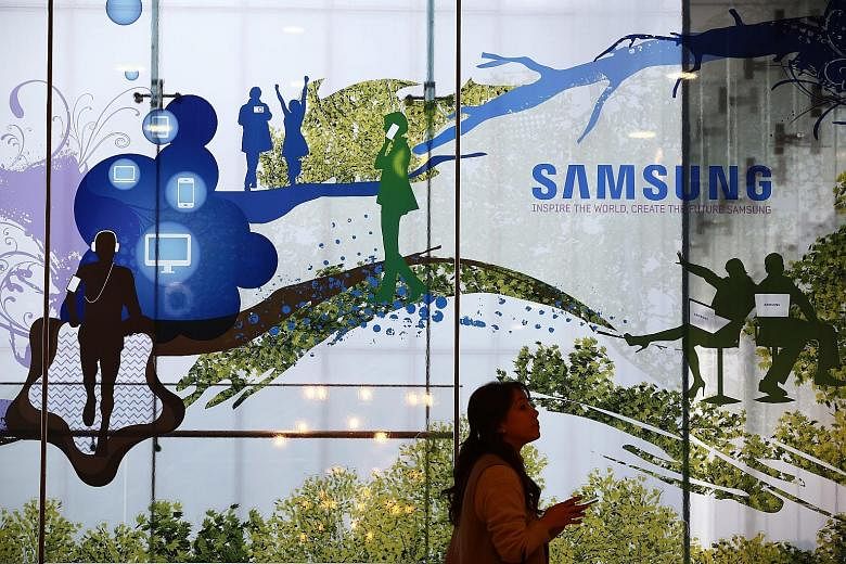 Samsung posted a 50 per cent surge in quarterly operating profit after demand from Chinese smartphone brands pushed up memory chip prices and buoyed the unit that makes organic LED screens.