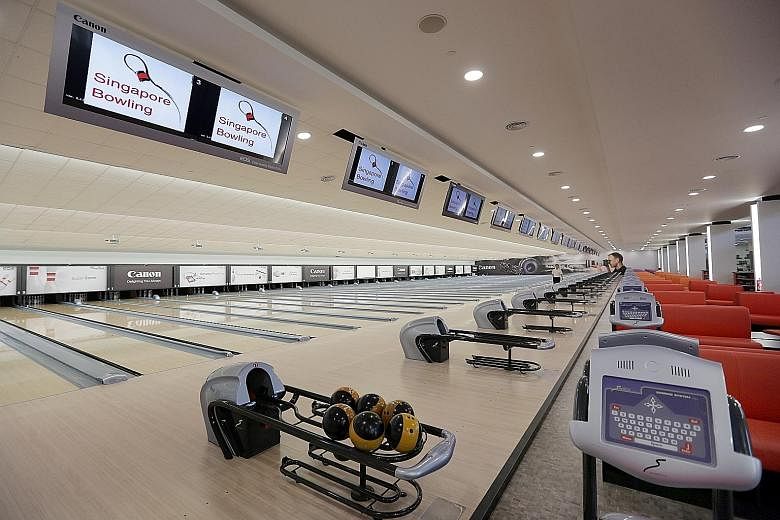  Above: The 38-lane bowling alley at Temasek Club is where the national team train.