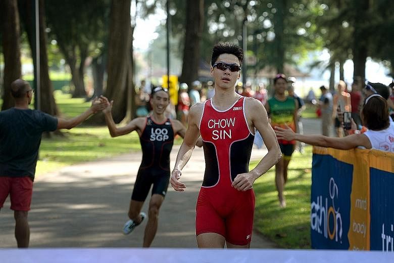 Clement Chow taking the honours in the SEA Games triathlon trials, with Wille Loo Chuan Rong four seconds back. Winona Howe and Denise Chia grabbed the women's slots.