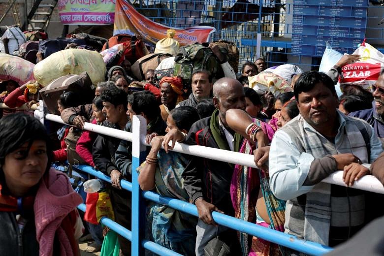 Stampede kills six in religious India festival | The Straits Times