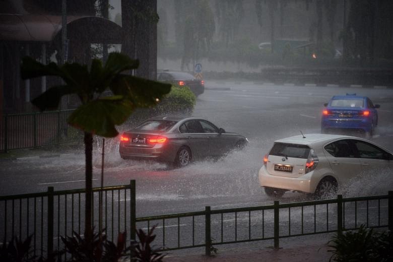 Heavy Rain Causes Flash Floods In Tanjong Pagar; Rainy Weather Expected ...