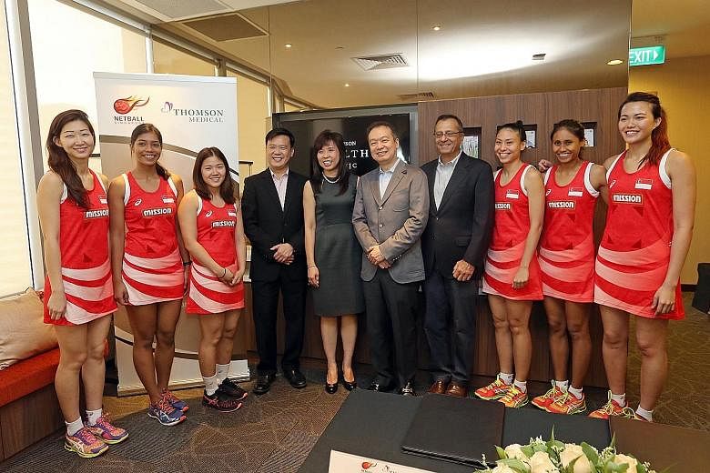 (From left) Charmaine Soh, Aqilah Andin, Kimberly Lim, Dr Lam Kian Ming (CEO, Thomson Medical), Ms Jessica Tan (MP and president of Netball Singapore), Roy Quek (executive chairman, Thomson Medical), Cyrus Medora (CEO of Netball Singapore), Vanessa L