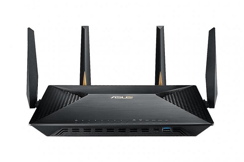 With the Asus BRT-AC828, users can remotely access the business' internal network in a secure manner because the router supports IPsec VPN.