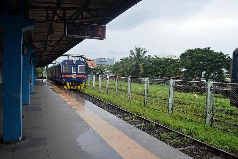 A train travelling from Manila to the city of Naga on the main island of Luzon. The Philippine government wants to build new railways in Luzon and in the southern island group of Mindanao. The latter railway will be 2,000km long and connect Mindanao'