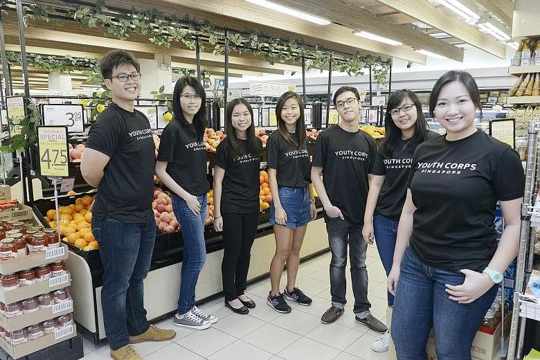 (From left) Youth Corps Singapore volunteers Randall Neo Jinteck, 22, Jesslyn Phua, 25, Cherie Poon, 19, Nicole Wong, 22, Tian Wei Shian, 23, and Kum Ke Xin, 22, and assistant manager Tang Hui Yee, 28, who are part of the team behind the Quiet Hour p