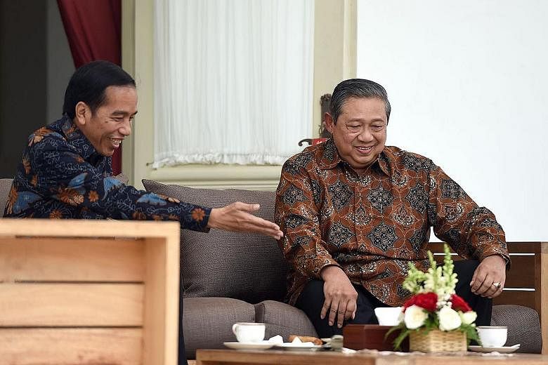 Mr Joko and Dr Yudhoyono had lunch together and chatted over snacks and tea on the verandah of the state palace, but they were tight-lipped over what was discussed.