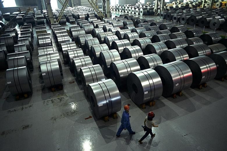 Chinese steel output rose last March, despite repeated pledges by the world's top producer to cut capacity amid a global glut.