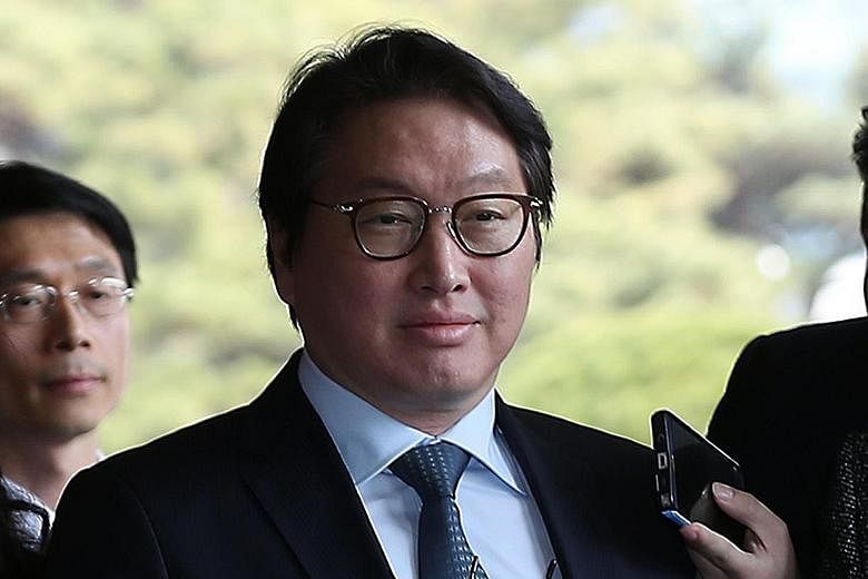 SK Group chairman Mr Chey is under probe in connection with the graft case that brought down President Park.