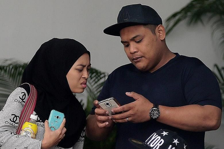 Siti Norhaizah Abdullah and Rahmat Jumari, who plan to get married, have deferred their sentence to April 21 to make care arrangements for her five children, aged three to 11.