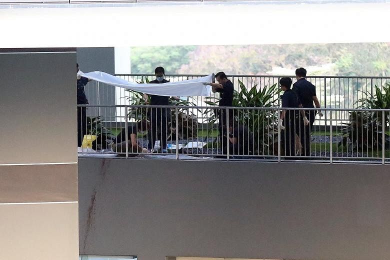 The body of a Vietnamese man, who reportedly fell from a 15th-floor room at Hotel Boss yesterday, was found on the fifth floor, while his head landed on the fourth floor.
