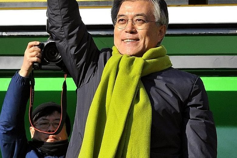 Mr Moon Jae In, who won the main opposition Democratic Party's nomination, says he will reinvigorate the sluggish South Korean economy, enhance national security and eradicate corruption.