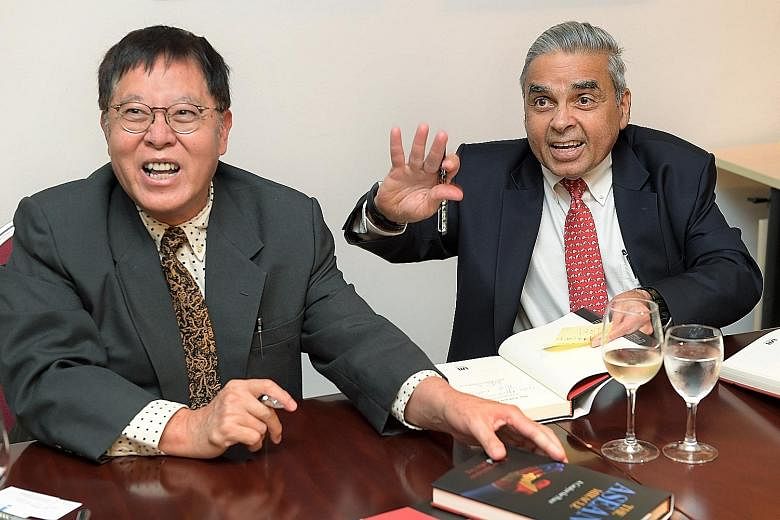 Don and diplomat Kishore Mahbubani and philosopher- chronicler Jeffery Sng at the launch of the book last month.