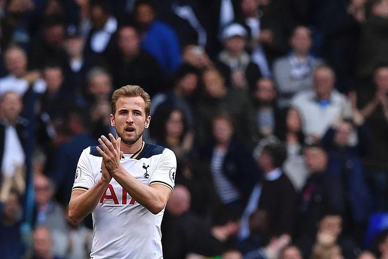 Tottenham Hotspur's Harry Kane is keen to narrow Chelsea's lead to just one point with a win against West Ham, whose manager Slaven Bilic concedes that Spurs would have been leading the EPL table had it not been for injuries to Kane earlier in the se