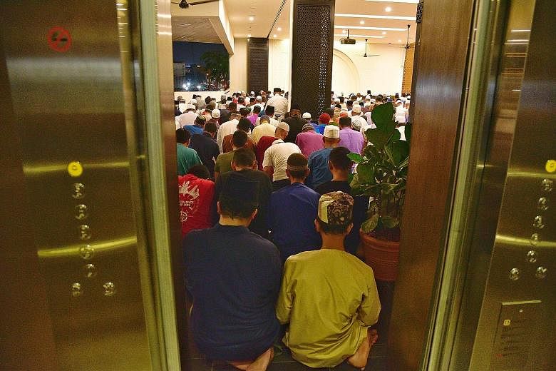 Singapore's newest mosque, which opened last month, found itself packed to the brim with worshippers last night. The Yusof Ishak Mosque in Woodlands, which can hold about 4,500 people and is named after the Republic's first president, was filled with