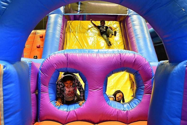 The free-to-play Inflatable Zone is just one of the highlights of The Kidz Academy. Children can also enjoy live performances and free trial classes by enrichment providers. The Kidz Academy is taking place alongside Baby Baby and Health Fiesta at Su