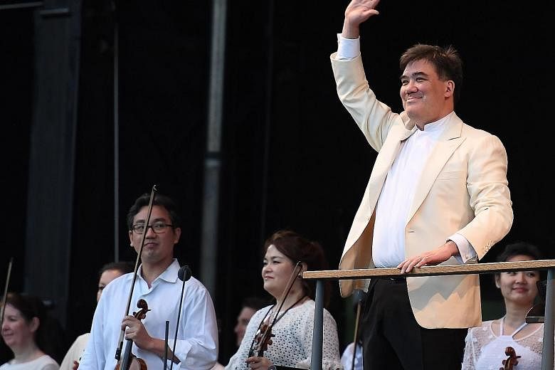 Conductor Alan Gilbert, who is ending his tenure at the New York Philharmonic, envisions a group of musicians playing concerts that express hope for peace, cooperation and shared humanity.