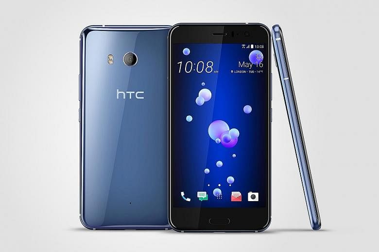 A single, short squeeze on the HTC U11 smartphone can be customised to launch the camera, for example, and a longer squeeze to fire up Google Assistant. There are 10 squeeze force levels to match how much force is needed.