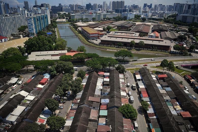 The houses in Geylang Lorong 3 were sold on 60-year leases in 1960. Thirty-three owners are still living there. The rest of the units are being used for religious activities or are rented out to foreign workers. This is the first time a residential p