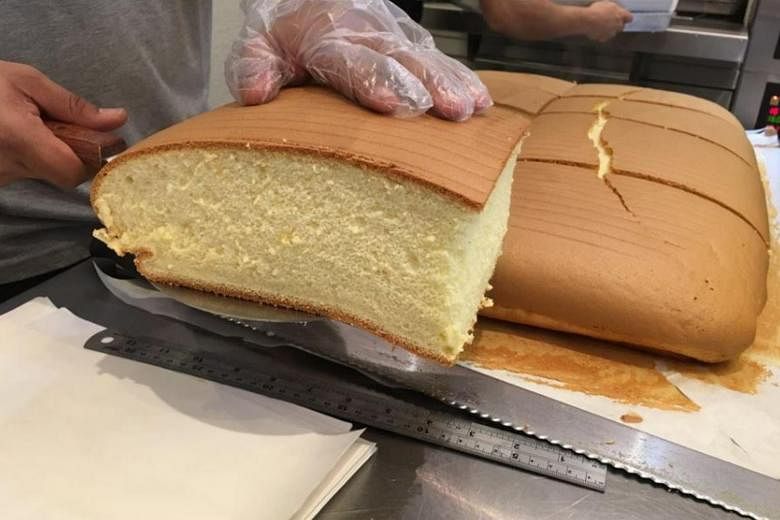 Japanese castella cake brand Fukusaya Castella with almost 4 centuries of  history debuts in SG