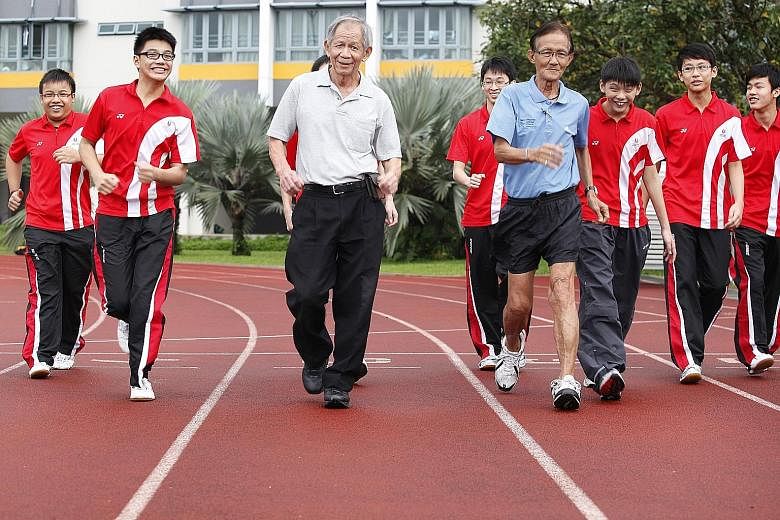 Singapore Athletics' chairman of race walking Leong Lee San (centre) will be part of a three-member board of inquiry.