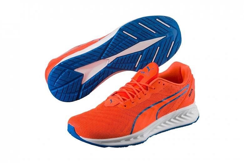 The Ignite 3 PwrCool features Puma's Dri-Freeze collar lining that cools your feet upon contact.