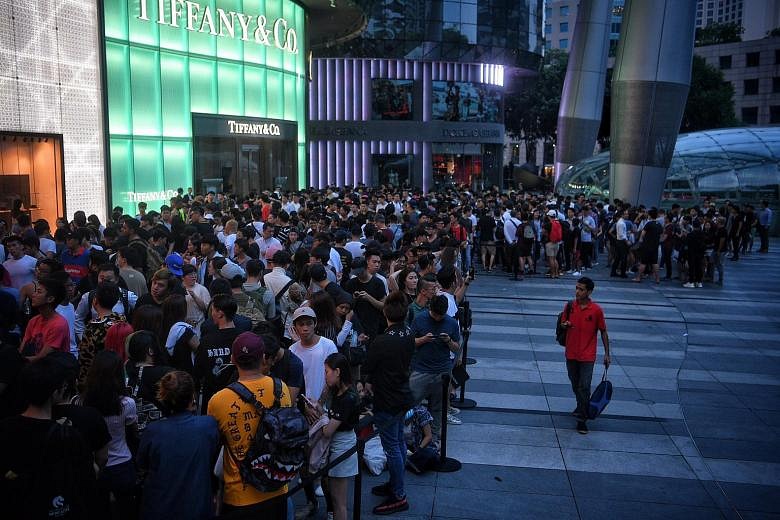 Louis Vuitton and Supreme collaboration draws crowds 7 other