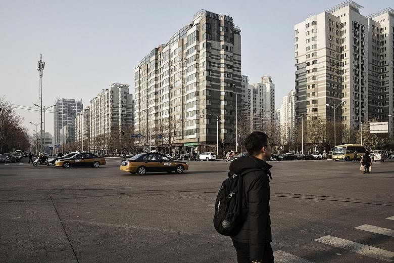 China's 15 hottest property markets, mostly first- and second-tier cities like Beijing, remained stable last month as a city-based property policy continued to take effect, the National Bureau of Statistics says.
