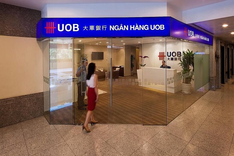 The foreign-owned subsidiary bank licence will enable UOB to extend its branch network beyond Ho Chi Minh City, and to offer its products and financial solutions to businesses and consumers in other cities.