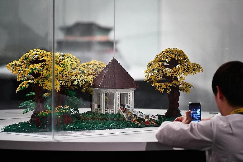 A Lego replica of the Singapore Botanic Gardens made its debut at the Piece Of Peace exhibition, which kicked off yesterday at the Fort Canning Arts Centre. The model, which took 14 days to build, is made up of some 10,000 Lego bricks and comprises a