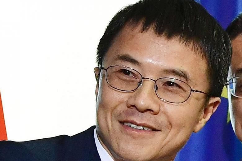 Group president Qi Lu has said Baidu can beat Google parent Alphabet at driverless cars in a few years.