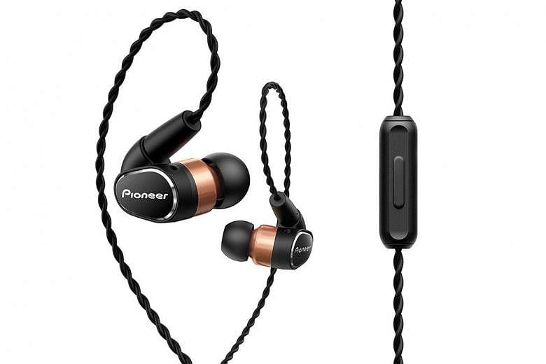 Between these two from Pioneer, the cheaper SE-CH5T (left) sounds impressive for earphones at its price point. The wider frequency range of the SE-CH9T produces clearer high notes and more overall detail. .