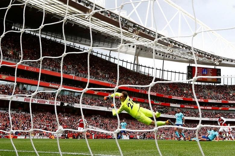 Striker Alexandre Lacazette scoring Arsenal's second goal in the 27th minute with a fine strike from the edge of the box. They will now turn their attention to the Europa League with a home game against Cologne on Thursday.