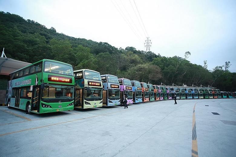 Apart from public buses, Shenzhen Bus Group's business covers taxis, limousine and car rental services, bus advertising services, property development and management, new energy, big data and financing. It has a fleet of some 11,000 vehicles.