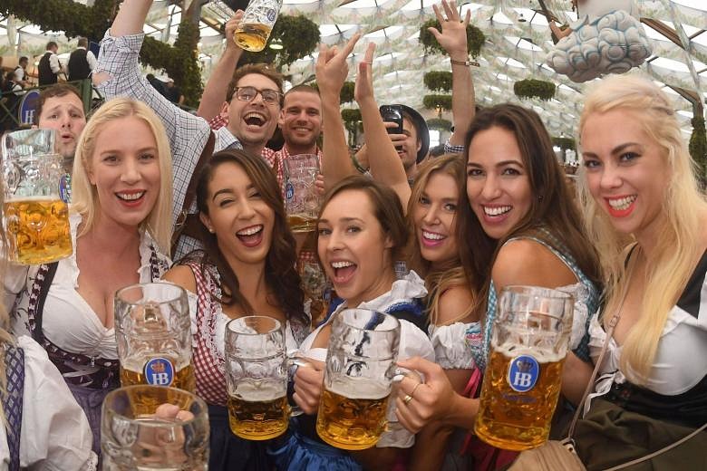 World's Biggest Beer Festival Oktoberfest Opens In Munich | The Straits ...